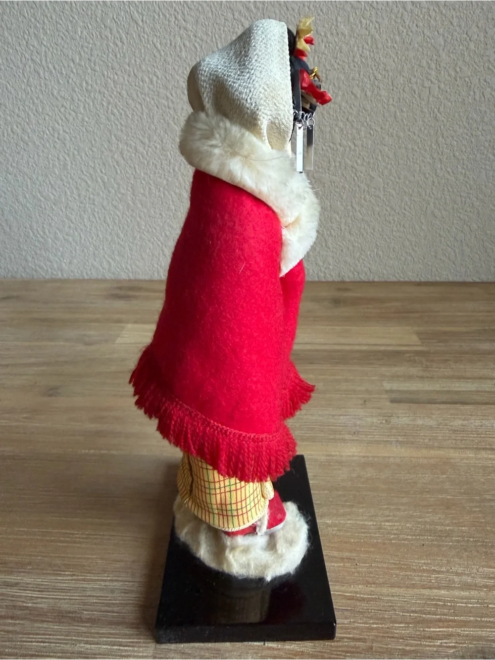 Vintage Japanese Geisha Doll Winter Kimono Cape Detailed Face Figurine Stand